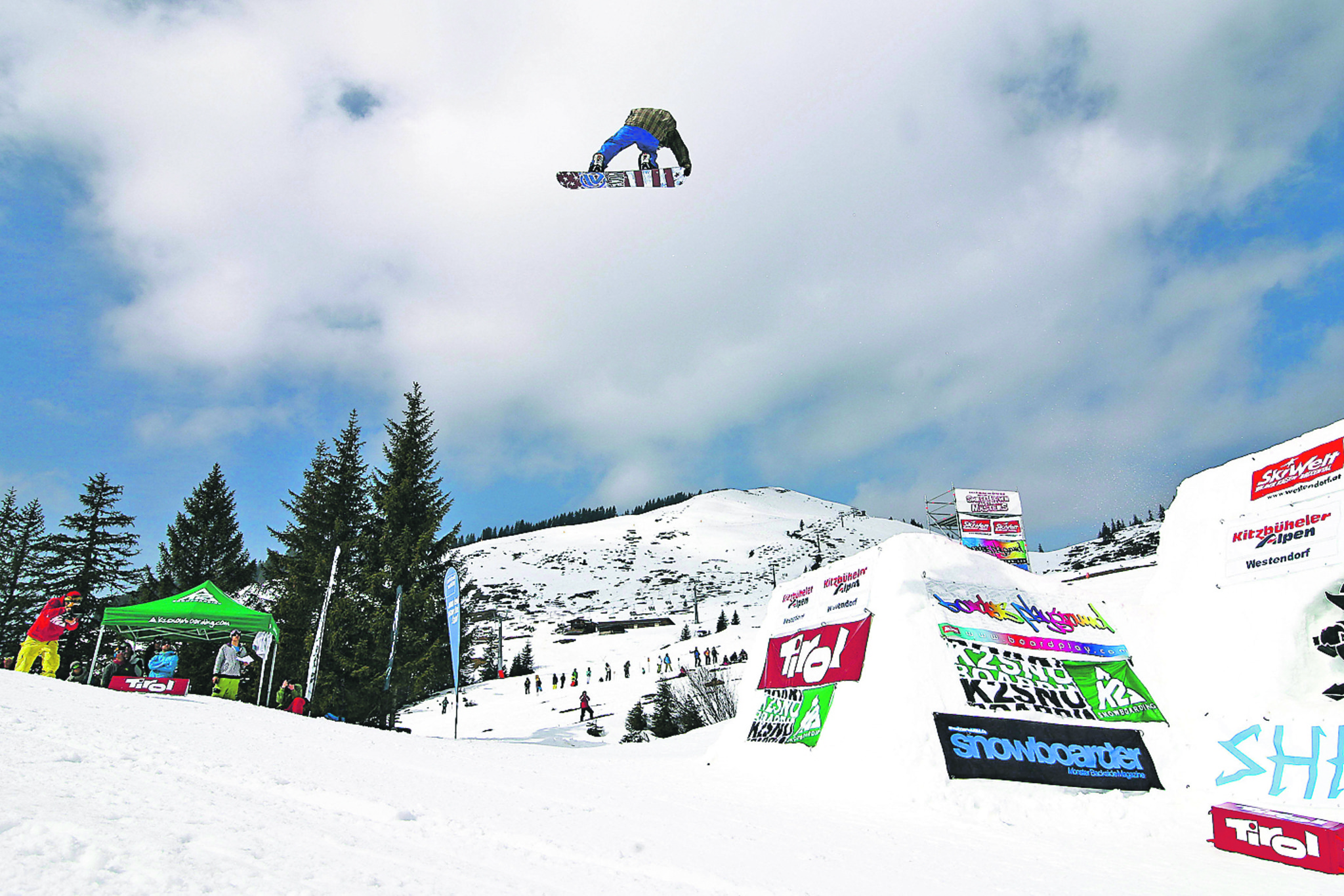 SnowboardFreestyler ermitteln ihre Meister Kitzbühel