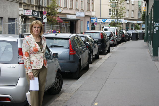 Hotspot Hernalser Hauptstraße: Bezirkschefin Ilse Pfeffer will das Parkplatz-Problem lösen.