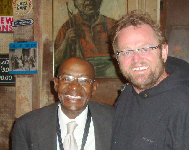 Ferdinand Kaineder (r.) berichtet von der Stadt am Mississippi. | Foto: privat