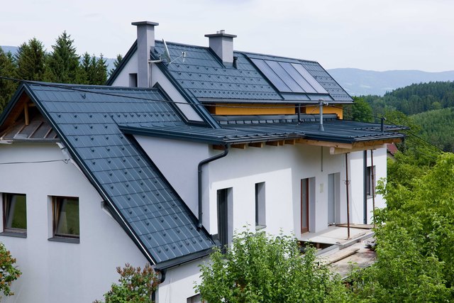 Blechdach und PREFA Dachplatten