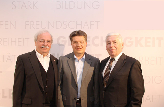 SPOÖ-Chef LH-Stv. Josef Ackerl (l.) mit Reinhold Entholzer und Hermann Kepplinger. | Foto: Foto: SPOÖ