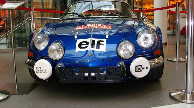 Alpine Renault, genannt die "Plastik-Flundern"