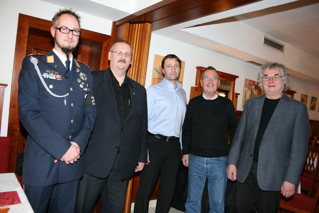 Martin Dowalil (FUFU), Karl-Heinz Knoll (FPÖ), Martin Reifecker (SPÖ). Friedrich Rechberger (UWG) und Erich Abfalter (GAL).