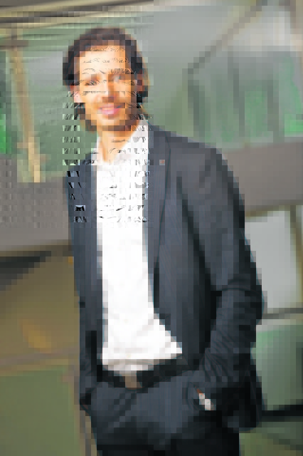 Gregor Tauschitz, Landesvorsitzender der Jungen Wirtschaft, lädt zum Powertraining