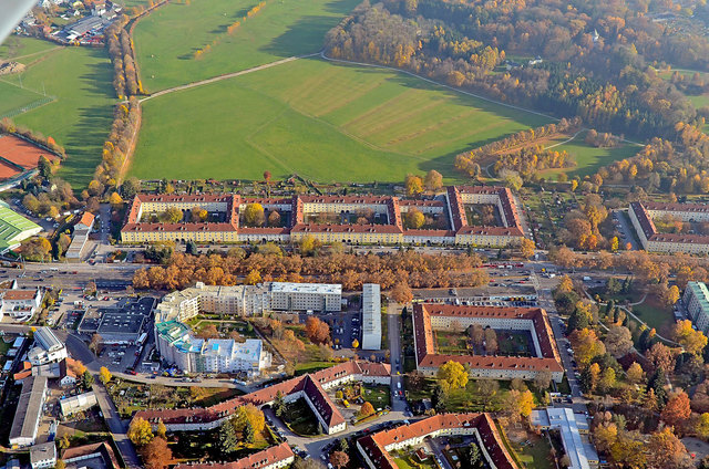 Die GWG-Bauten in der Leonfeldner Straße werden dieses Jahr saniert. Foto: Pertlwieser/StPl | Foto: Pertlwieser/StPl
