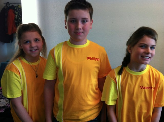 Unsere Kandidaten Gloria, Phillip und Valentina (von links) vor ihrem großen Auftritt.