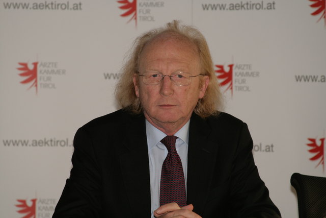Ärztekammerpräs. Dr. Artur Wechselberger kämpft um die Hausapotheken.