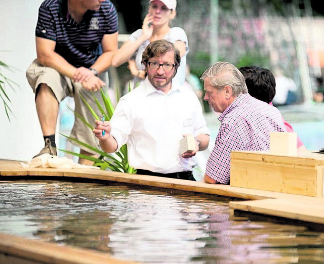 Naturpools komplett aus Holz sind gefragt! Herbert Laßnig ist nun bei der „pool & garden“-Messe in Tulln vertreten