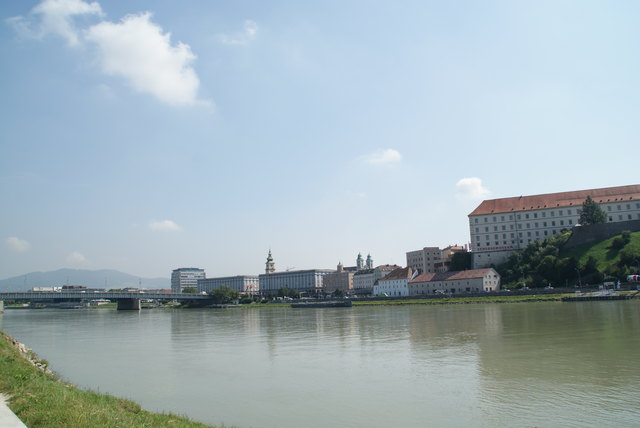 Zahlreiche Events sollen
Besucher diesen Sommer an
die Donau locken. | Foto: Koch