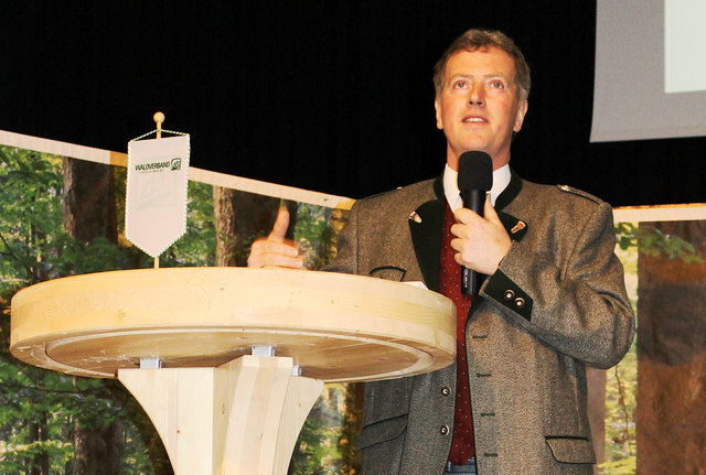 Paul Lang, Obmann Waldverband Weiz und Steiermark: „Ein kluger Egoist kooperiert. Gemeinsam kann man regionale Potenziale effizienter ausschöpfen.“
