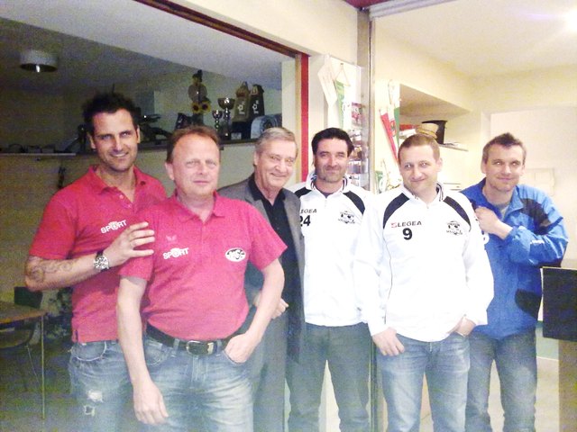 KFV-Präsident Werner Lippitz bei Torpedo Magdalen