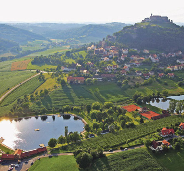 Die Riegersburg und die Marktgemeinde an sich muss man gesehen haben. Hier fühlen sich nicht nur Touristen wohl.