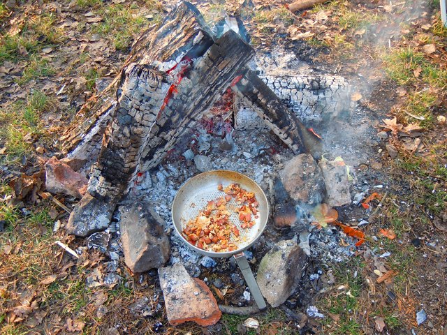 Kochen im Lagerfeuer