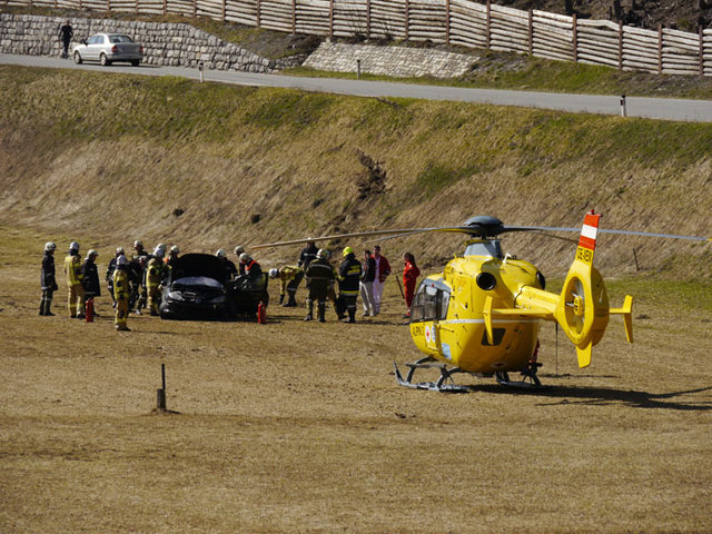 Der Notarzthubschrauber Alpin 3 stand im Einsatz.