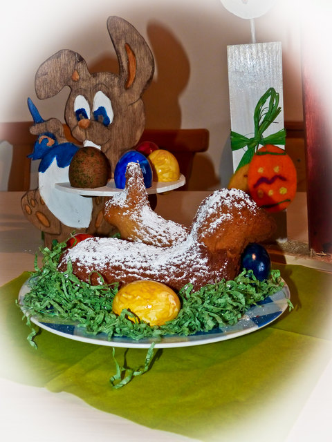 egal ob Lamm oder Hase ... am Ostersonntag werden sie angeschnitten :-)