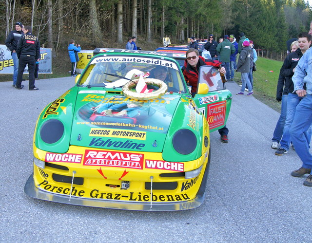 Rupert Schwaiger gewinnt alle 3 Läufe, fährt Tagesbestzeit und wird Gesamtsieger seiner Klasse