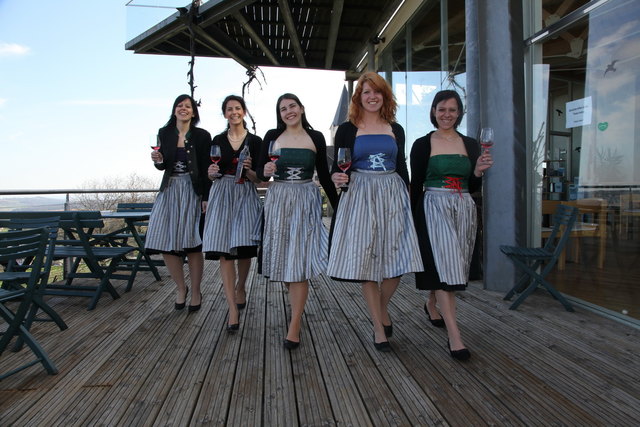 Die Weinblüten sind eine Gemeinschaft von fünf jungen Weinbäuerinnen.