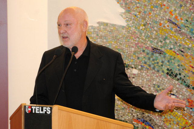 Der aus Telfs stammende Künstler. | Foto: MGT/Dietrich
