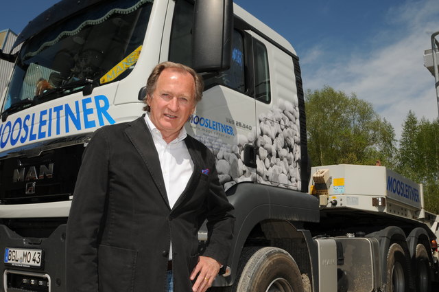 Firmeneigentümer und Geschäftsführer Matthias Moosleitner verfüht über 80 Fahrzeuge und 100 Baumaschinen in seinem Fuhrpark.