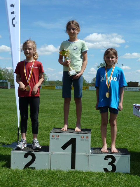 Minilauf w. 1000m 1.Annika Eibel, 2. Anna Mayer, 3. Lea Weidemann