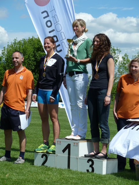 5km w. 17-34 Jahren 1. Anita Miedl, 2. Jutta Wachter, 3. Agnes Eckart