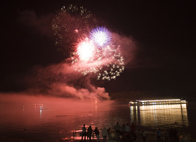 Donau in Flammen © Donau OÖ