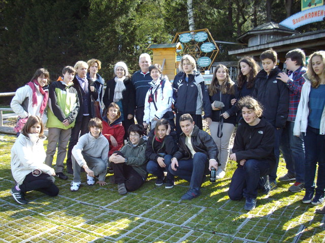 Hoher Besuch aus Rom am Baumkronenweg in Kopfing. | Foto: privat