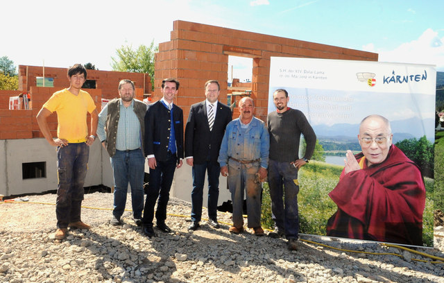 Dobernig: Wichtige Belebung der Marktgemeinde Hüttenberg und der Region - Dalai Lama wird Baustelle besichtigen