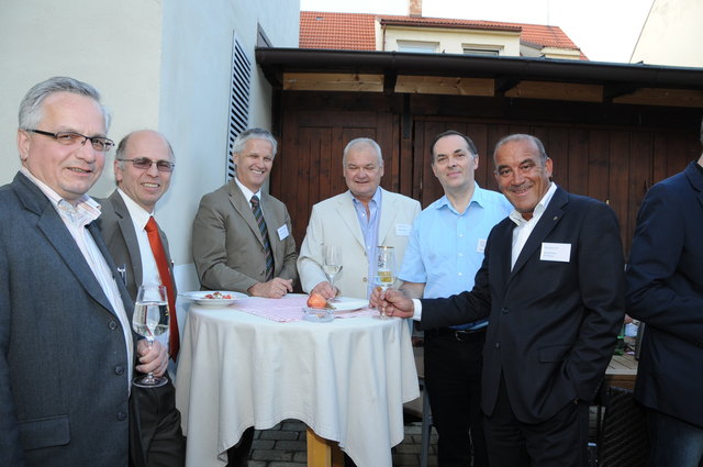 Businesstreff im 3er Haus mit Bürgermeister Ferdinand Köck, Ing. Friedrich Lichtblau und Dr. Heinz Scharl (Klinger Holding), Franz Houska (Gabriel Chemie), Dr. Alois Zach (Raiffeisen Regionalbank Mödling) und Dr. Hannes Reichmann (Novomatic).