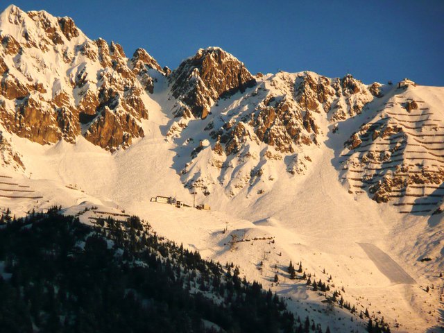 Seegrube 1905m,  Hafelekar 2267m.