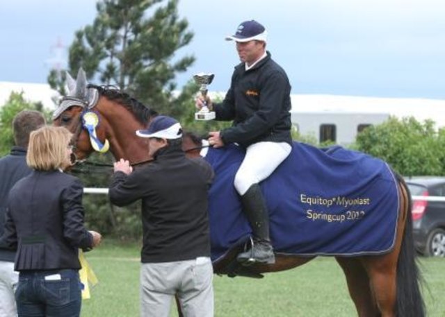 Sieger im equitop Cup Roland Furtner (Krisztian Buthi)