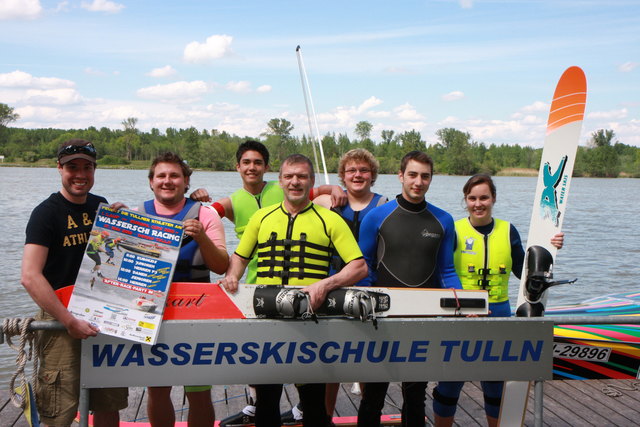 Das Tullner Team: Franz X. Hebenstreit, Lukas Förstel, Phillipp Schirmer (Kein Tullner), Ernst Ortlieb, Michael Förstel, Christian Ortlieb und Katharina Hebenstreit. | Foto: Wasserschiclub Tulln