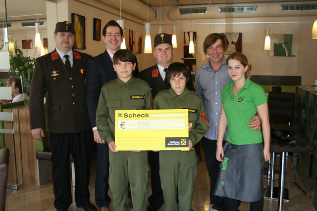 Martin Krennert, Bgm. Christian Vlasich, Josef Hofer, Joachim Kitzwögerer Sebastian Schmall, Jakob Baumrock, Sophie Kitzwögerer | Foto: privat