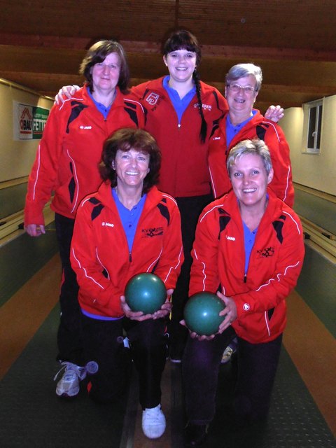 Topteam: Eva Reinold, Jasmin Strohmeier, Rosa Hackl, sowie Notburga Sandler und Monika Rabl. | Foto: privat