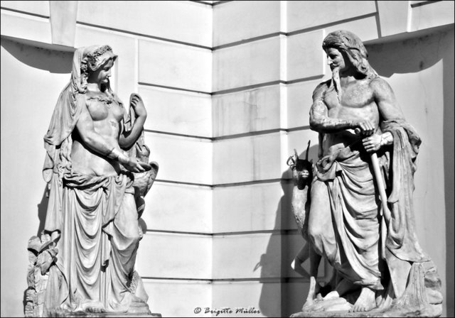 ...bist Du pünktlich zum Abendessen zurück? (Statuen in der Wiener Hofburg)