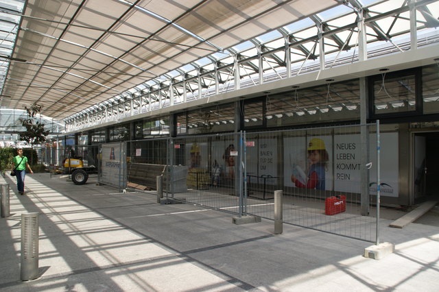 Das Einkaufszentrum Muldenstraße wird umgebaut. Manche sehen in der Umbauphase die Nahversorgung gefährdet. | Foto: Koch