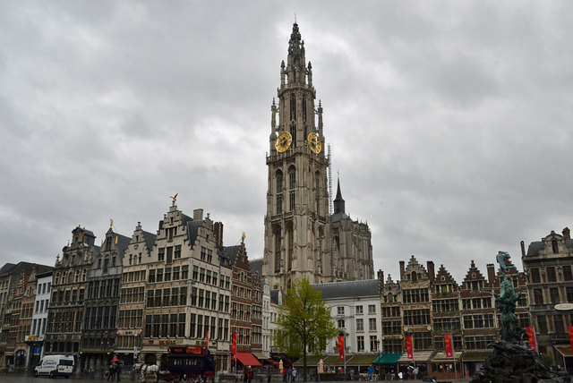 Vom Grote Markt zur Liebfrauenkathedrale