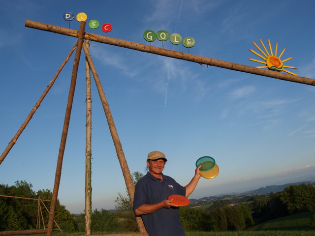 „Sogar das Disc-Golf Nationalteam wird bei der Eröffnung in St. Thomas vor Ort sein“, freut sich Obmann Charly Buchberger.