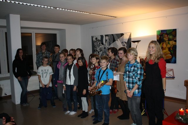 Die Schüler des Klavier- und Jazzinstitus führen das bekannte Märchen auf.