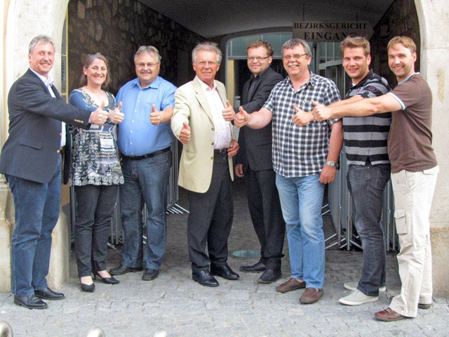 Sind guter Laune: Bezirksparteiobmann Gerhard Schödinger (l.) und sein Team. | Foto: ÖVP
