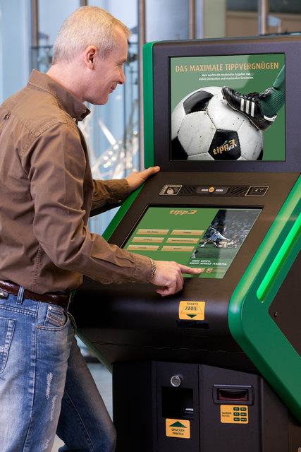 Im Casino Kitzbühel einfach und bequem Sport-Wetten platzieren. | Foto: Casinos