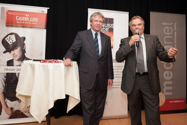 reuten sich über die zahlreichen Gäste (v. l.): Willy Lehmann und Josef Kneifl.Foto: Willy Lehmann Markenagentur/APA-Fotoservice/Kerschbaummayr | Foto: Willy LeLehmann Markenagentur/APA-Fotoservice/Kerschbaummayr
