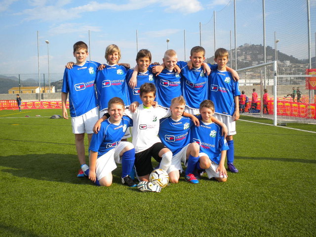 Stehend: Christian Zöchling, Julia Reiter, Jan Lindmaier, Michael Mayer, Andreas Schaffer, Stefan Zivkovic /1.Reihe Oliver Maslak, Lucas Kosik, Sebastian Cermak, Thomas Sild