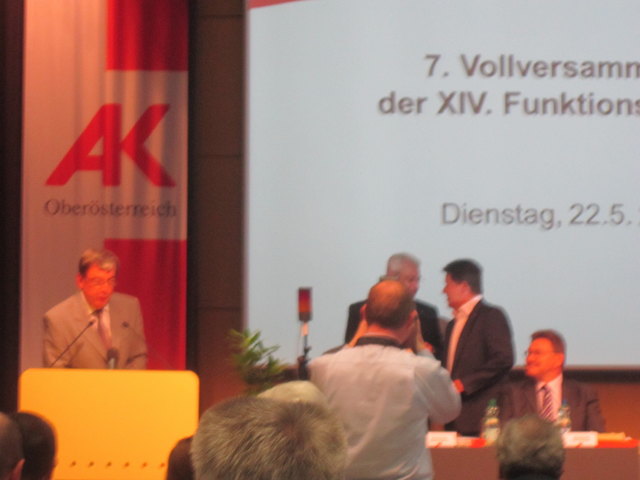 Politik transparent – ein Blick hinter die Kulissen des oberösterreichischen ArbeitnehmerInnen-Parlaments!