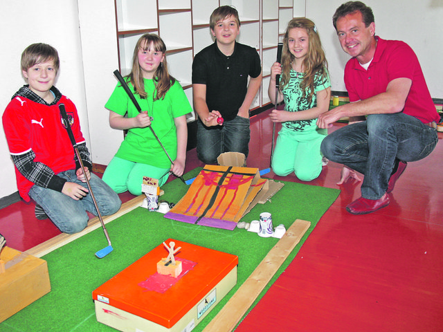 Jonas Richter, Melanie Katteneder, Maximilian Haas, Albesa Musa und Christian Reisinger.