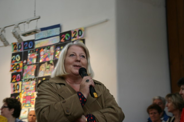 Hermine Mospointner bedankt sich für das Engagement.
