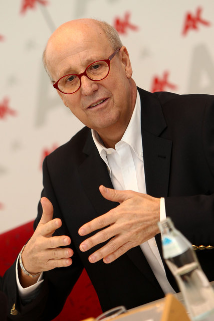 Siegfried Pichler (AK) sieht die wirtschaftliche Krise "gut überstanden". | Foto: Franz Neumayr