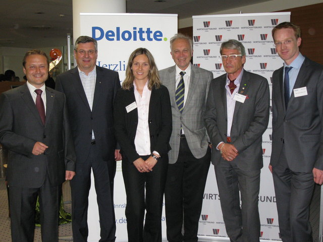 Filialleiter der Volksbank Landeck Daniel Koler, Wirtschaftsbundobmann Toni Prantauer, Birgit Breyner, Rolf Kapferer, Peter Grüner und Andreas Kapferer.