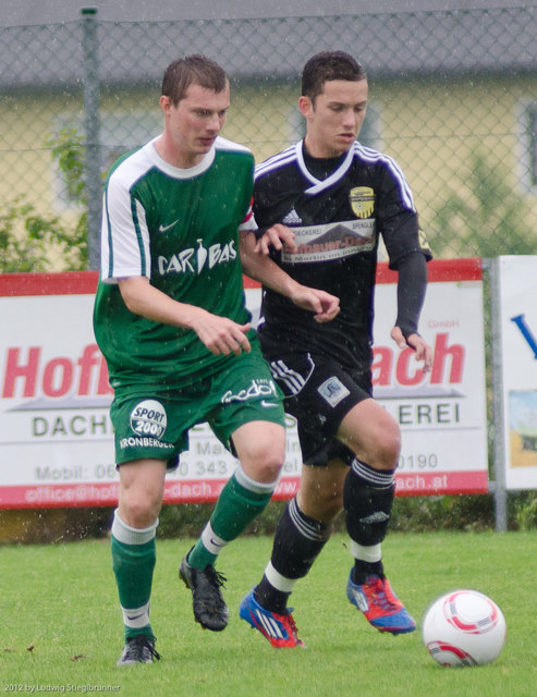 Jakob Leherbauer(rechts),Torschütze zum 1:0