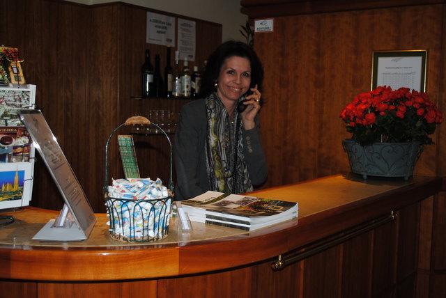 "Bei uns soll sich der Gast zuhause fühlen", verspricht die attraktive Holtechefin Andrea Feldbacher.